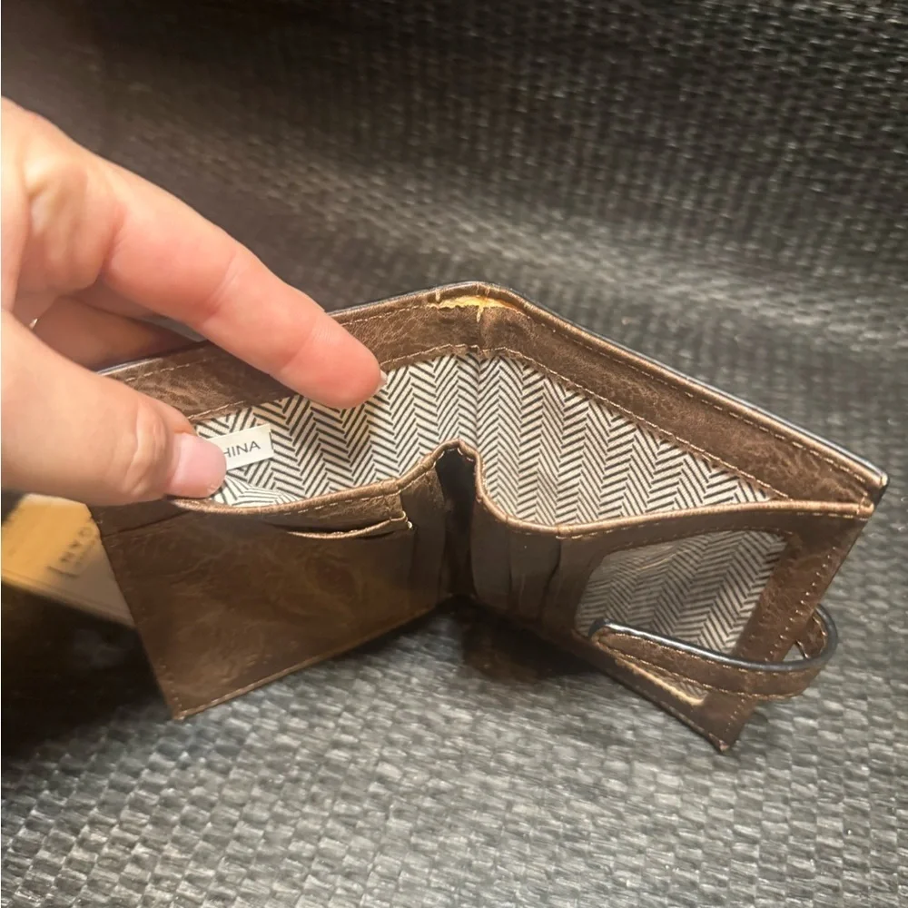 Jen and Co Plaid Wallet with Brown Trim